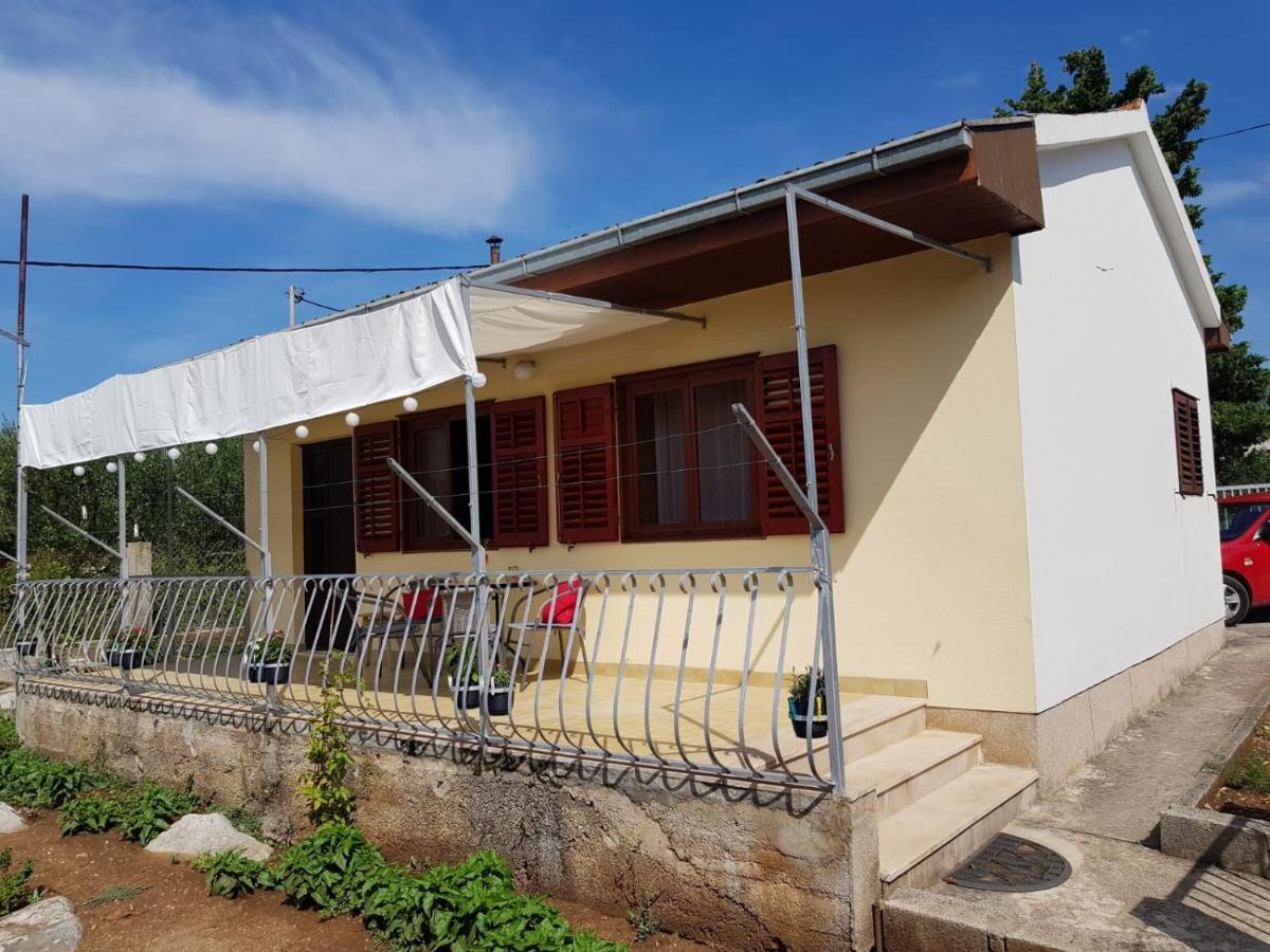 Apartments With A Parking Space Kastel Stafilic, Kastela - 16086 Ngoại thất bức ảnh